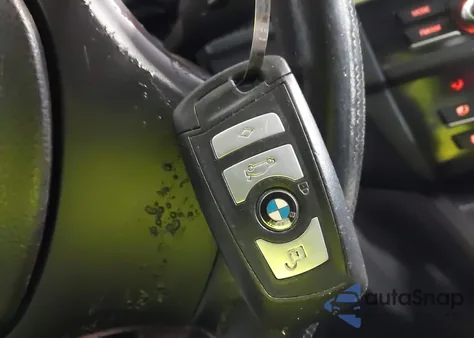 2011 BMW 535I xDrive из США, поврежденный, VIN WBAFU7C54BC778881